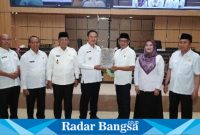 Rapat Paripurna Penyampaian Nota Penjelasan Raperda usulan Pemda dan Raperda Inisiatif DPRD tingkat I, di Gedung DPRD Lamongan, Rabu (6/9/2023).