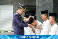  Bupati Lamongan Yuhronur Efendi 