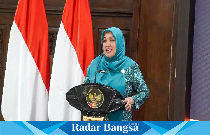 Ketua Tim Penggerak PKK Kabupaten Lamongan Anis Kartika Yuhronur Efendi dalam kegiatan paparan strategi percepatan penurunan stunting di Kabupaten Lamongan, Selasa (26/9) di Pendopo Lokatantra. (Dok Istimewa)