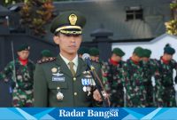 Yonif Raider 514/SY/9/2 Kostrad Laksanakan Upacara Ziarah Rombongan dalam rangka Memperingati HUT TNI Ke-78 yang Bertempat di Taman Makam Pahlawan (TMP) Bondowoso. (4/10/2013)