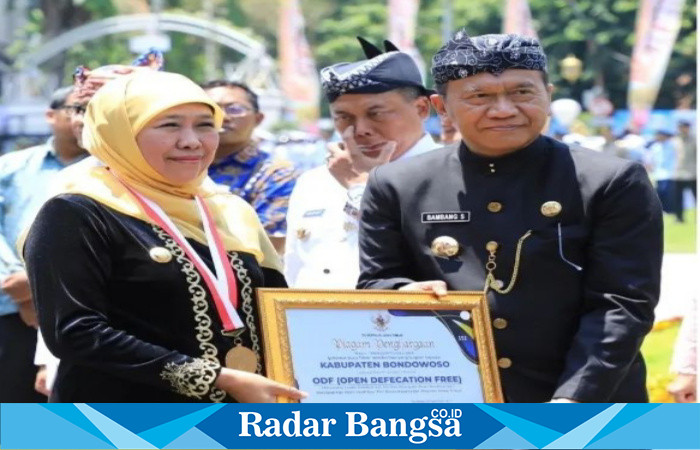 Hari Jadi Jawa Timur yang ke-78 diwarnai dengan momen istimewa ketika Pj. Bupati Bondowoso menerima piagam penghargaan prestisius.