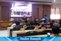 Audiensi yang diadakan di ruang banggar kantor Dewan Perwakilan Rakyat Daerah (DPRD) Kabupaten Lamongan, pada Kamis (5/10) hari ini.
