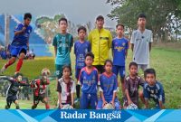  Sang legenda Arema FC, Firmansyah Aprilianto membuka privat sepak bola mulai U-7 sampai U-13