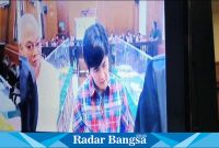  Saksi Yunita Wijaya (tengah) sewaktu didengar keterangannya di ruang sidang Cakra PN Surabaya (Foto : FYW)