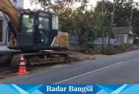 proyek pelebaran jalan,