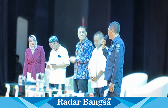 FGD yang diselenggarakan oleh Serikat Media Siber Indonesia (SMSI) Kota Surabaya ini, diikuti para jurnalis dan praktisi pers.