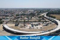 Poto dari atas nampak flyover aloha hampir rampung ,Sabtu (11/11) Di Aloha Sidoarjo (Foto: Radarbangsa)