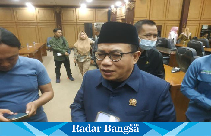 H Usman Ketua DPRD kab Sidoarjo