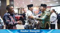 Wakil Bupati Sidoarjo, Subandi, S.H., membuka kegiatan Bintek Peningkatan Kapasitas BPD se- Kecamatan Sedati, Sabtu malam (25/11) di hotel Aria Gajahyana, Malang