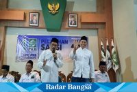 Ketua DPC PKB Kota Surabaya Musyafak Rouf saat  pelatihan calon saksi di Kantor DPC PKB Surabaya, Minggu (26/11/2024)