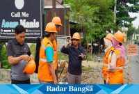 Teknisi Delta arta saat turun lapangan, Kamis (7/12) di Sidoarjo (Foto: Radarbangsa)