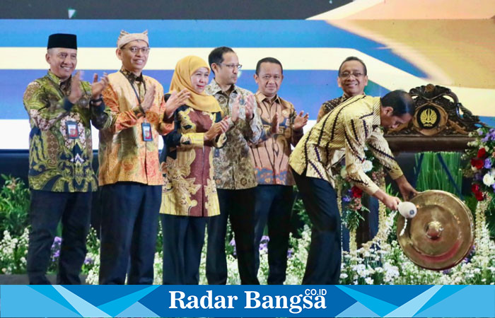 Presiden RI Joko Widodo  saat membuka  Konvensi Kampus XXIX dan Temu Tahunan XXV Forum Rektor Indonesia  di Graha Universitas Negeri Surabaya (UNESA), Senin (15/1). (IST)