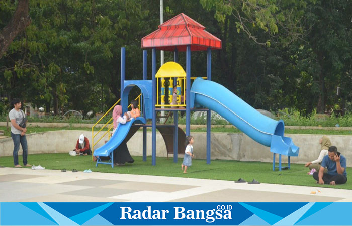 Suasana Alun - alun Sidoarjo,  (Foto : Radar bangsa)