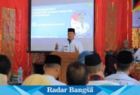 Sabar AS Bupati Pasaman memberikan arahan saat pembukaan Musrenbang kecamatan Padang Gelugur di Aula Kantor Camat Padang Gelugur