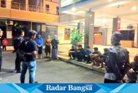 Lima Remaja yang diamankan polisi, Rabu dinihari (20/3). (Dok istimewa)