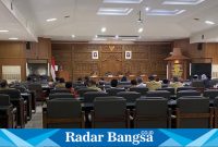 Rapat Paripurna DPRD Kabupaten Kediri dengan agenda Pandang Umum Fraksi (foto: Hikam)