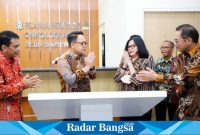 Pj Gubernur Jawa Timur Adhy Karyono meresmikan Layanan Hematologi Onkologi Anak di RSUD Dr. Soetomo Surabaya pada hari Selasa, 23 April (ist)