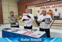 Konferensi Pers Polda Jatim terkait kasus penembakan di tol Waru (IST)