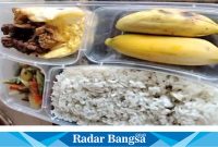 Bantuan permakanan Nasi, Telur Mata Sapi, Tahu Tempe, dan Tumis Sayuran,pisang (IST)