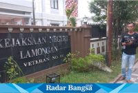 Tanpak depan kantor Kejaksaan Negeri Lamongan (Dok foto RadarBangsa.co.id)