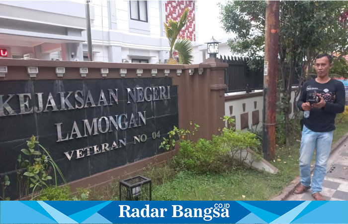 Tanpak depan kantor Kejaksaan Negeri Lamongan (Dok foto RadarBangsa.co.id)