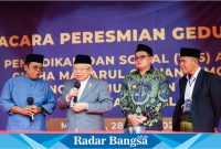 Penjabat (Pj.) Gubernur Jawa Timur Adhy Karyono sat mendampingi Wakil Presiden RI Ma'ruf Amin  (IST)