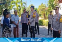 Kunjungan Kapolres Lamongan AKBP Boby Adimas Condroputra, S.H., S.I.K., M.Si., beserta Pejabat Utama (PJU) di Dusun Tambakboyo, Desa Tambakrigadung, Kecamatan Tikung, Kabupaten Lamongan. Kegiatan yang berlangsung pada Selasa, (19/06), pukul 13.00 WIB (ist)