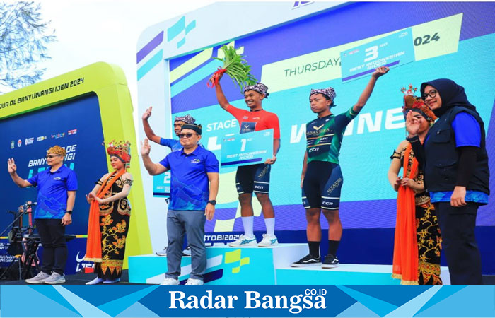 Tengah)  Adhy Karyono saat menghadiri penutupan TdBI 2024 di Paltuding Ijen, Banyuwangi, pada Kamis (25/7). (IST)