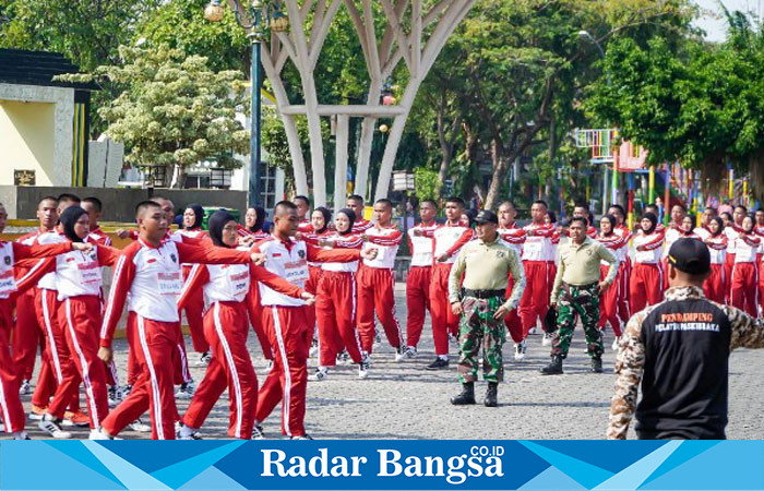 . Latihan ini dilaksanakan di Alun-Alun Lamongan dan berlangsung selama 22 hari, mulai dari 25 Juli hingga 17 Agustus. (IST)