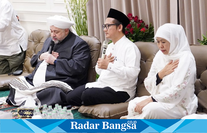 Ketua Umum PP Muslimat NU, Khofifah Indar Parawansa, baru-baru ini mengadakan forum ijazah manaqib dan silaturahmi di kediamannya di kawasan Jemursari.  (IST)