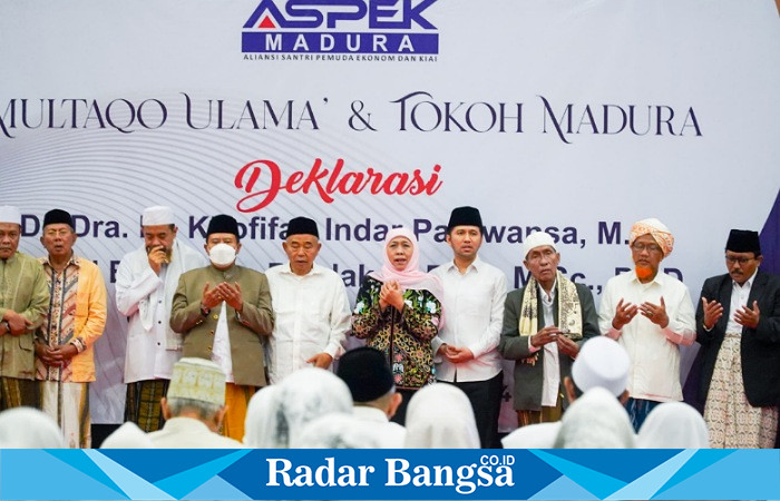 ASPEK Madura secara resmi mendeklarasikan dukungan Khofifah Indar Parawansa dan Emil Elestianto Dardak untuk menjadi Gubernur dan Wakil Gubernur Jawa Timur periode 2025-2030, pada malam Senin, 26 Agustus 2024.