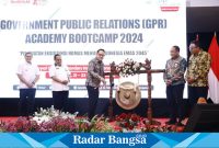 Adhy Karyono, saat meresmikan pembukaan GPR  Academy BPSDM Jatim Bootcamp 2024 di Royal Orchids Garden Hotel and Condominium, Kota Batu, pada Rabu, 21 Agustus. (IST)