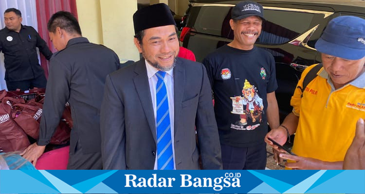 Khusnul Arif, S.Sos saat diwawancarai awak media (foto: Hikam)