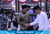 Plt. Bupati Sidoarjo dan istri saat menghadiri Malam Tasyakuran Peringatan HUT Ke-79 RI di Pendopo Delta Wibawa, pada Jumat malam (16/08)(IST)