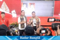 Andika-Hendi datang di Kantor Komisi Pemilihan Umum (KPU) Jateng mendaftar sebagai kontestan pilgub pilkada 2024