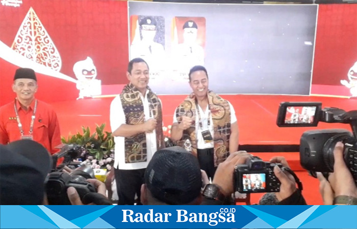 Andika-Hendi datang di Kantor Komisi Pemilihan Umum (KPU) Jateng mendaftar sebagai kontestan pilgub pilkada 2024