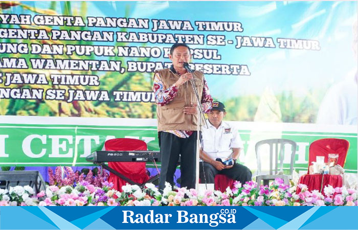 Pak Yes saat sambutan pada acara Gebyar dan Pelantikan Pengurus Genta Pangan Se-Jawa Timur di  Desa Bakalanpule, Kecamatan Tikung, Kabupaten Lamongan, Sabtu (10/8/2024). (IST)