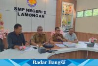 Kepala Sekolah SMP Negeri 2 Lamongan gelar konferensi pers terkait dugaan adanya pungli (IST)