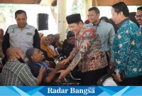 Plt. Bupati Sidoarjo H. Subandi SH, M.Kn.saat menghadiri  Bimtek Peningkatan Kapasitas Usaha Mikro Disabilitas dan PKL di Pendopo Delta Wibawa pada Selasa, (06/08). (IST)