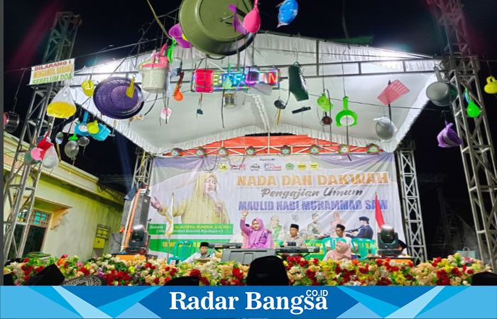 Takmir Masjid Baiturrahman di Desa Banjarejo, Kecamatan Sumberrejo, Kabupaten Bojonegoro, menggelar acara peringatan Maulid Nabi Muhammad SAW pada Selasa malam Rabu (10/9/2024). 