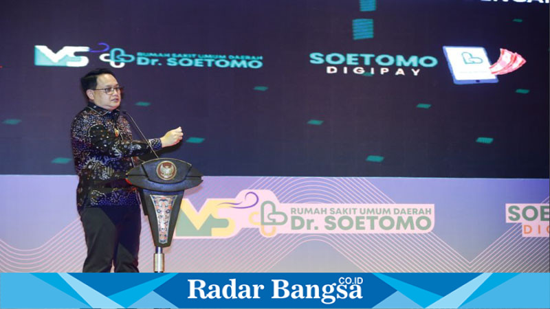 Pj Gubernur Jawa Timur Adhy Karyono meluncurkan transformasi digital pelayanan RSUD Dr. Soetomo yang diberi nama DigiPay di Tunjungan Ballroom BC Hotel Double Tree Surabaya pada Selasa (17/9) (IST)