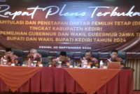 Rapat Pleno Terbuka Rekapitulasi dan Penetapan DPT Pilkada Serentak 2024 di Kabupaten Kediri (foto: Hikam)