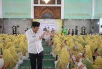 Plt. Bupati Sidoarjo, H. Subandi, SH, M.Kn., memberikan apresiasi atas inisiatif Majelis Ta'lim Bunda Muslimah Az-Zahra Sidoarjo