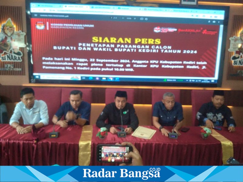 Siaran Pers penetapan calon Bupati Kediri tahun 2024 (foto:Hikam)