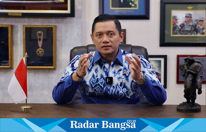 Menteri ATR/Kepala BPN, Agus Harimurti Yudhoyono (AHY) saat membuka Simposium Nasional Keluarga Alumni Pendidikan Tinggi Agraria (KAPTI-Agraria) secara daring.