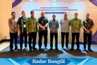 Bupati Asahan H. Surya, BSc, bersama dengan Pj. Sekdakab Asahan Drs. Zainal Aripin Sinaga, MH, dan sejumlah pejabat lainnya, seperti Kepala Dinas Kesehatan dr. Hari Sapna, Kepala BKAD Rahmat Hidayat Siregar, S.Sos, M.Si, Kadis PPKBP3A Edi Sukmana, SH, Kadis PMD Suherman Siregar, S.STP, serta Kabag Umum dan Perlengkapan Adi Putra Parlaungan Pasaribu, S.AP, M.AP, turut menghadiri Rakornas (IST)