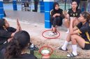  Atlet Sepak bola Putri  Malang seusai makan bakso (IST)