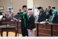 Pengambilan sumpah/janji PAW anggota DPRD Kabupaten Lamongan, Andriati Kusumawardani dari PKB (IST)