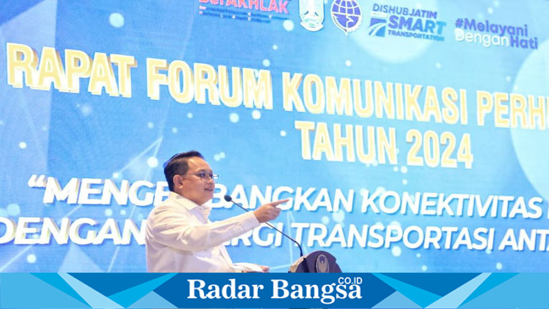 Pj Gubernur Jawa Timur, Adhy Karyono, secara resmi membuka Rapat Forum Komunikasi Perhubungan Tahun 2024 yang digelar di Ballroom Hotel Movenpick Surabaya (IST)