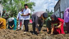 Kapolres Lamongan AKBP Bobby A. Condroputra, S.H., S.I.K., M.Si., melaksanakan kegiatan P2B di Desa Warukulon, Kecamatan Pucuk (ist)